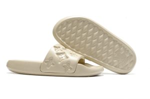 Louis Vuitton Mules waterfront Beige